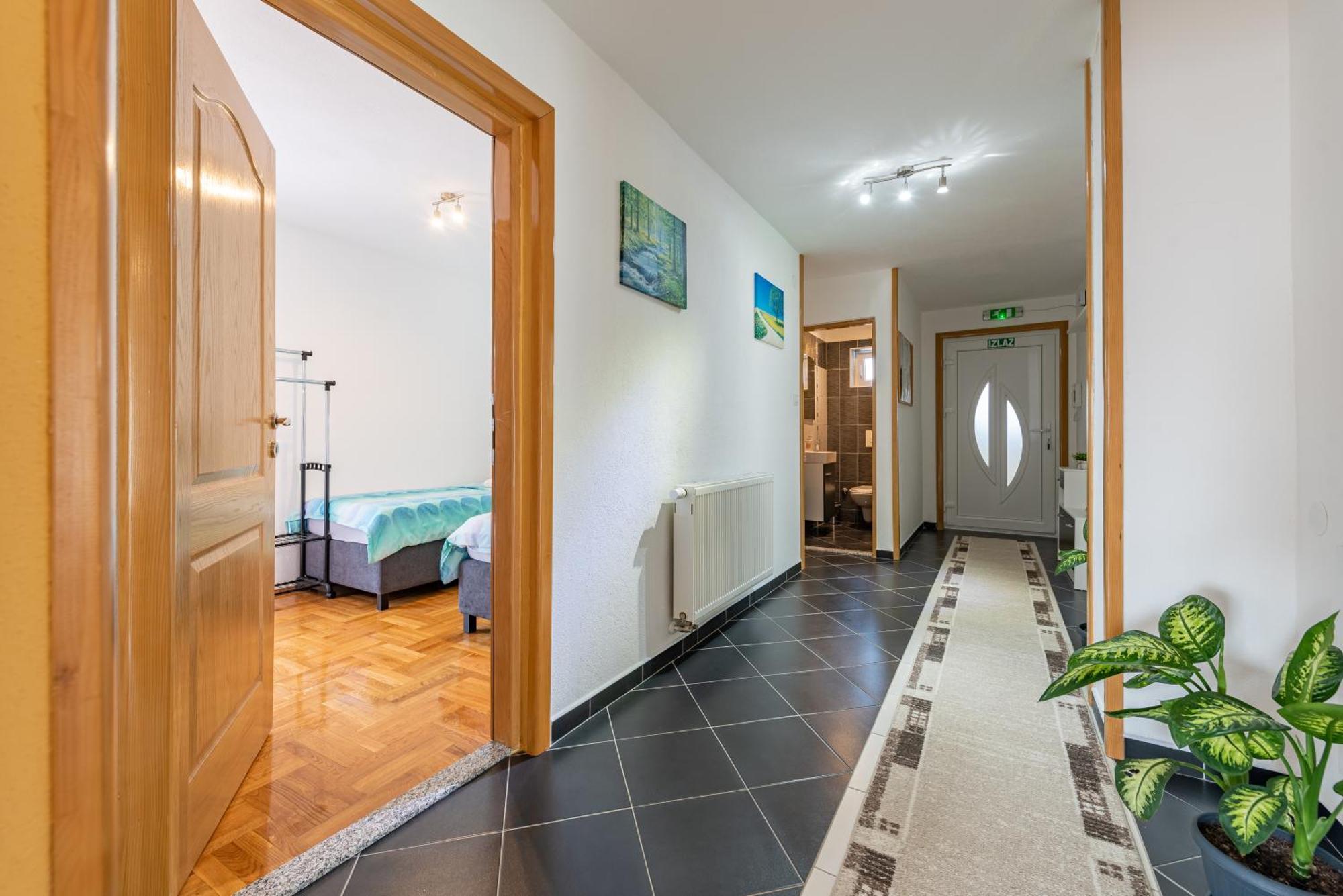 Apartman Toni Gračac Esterno foto