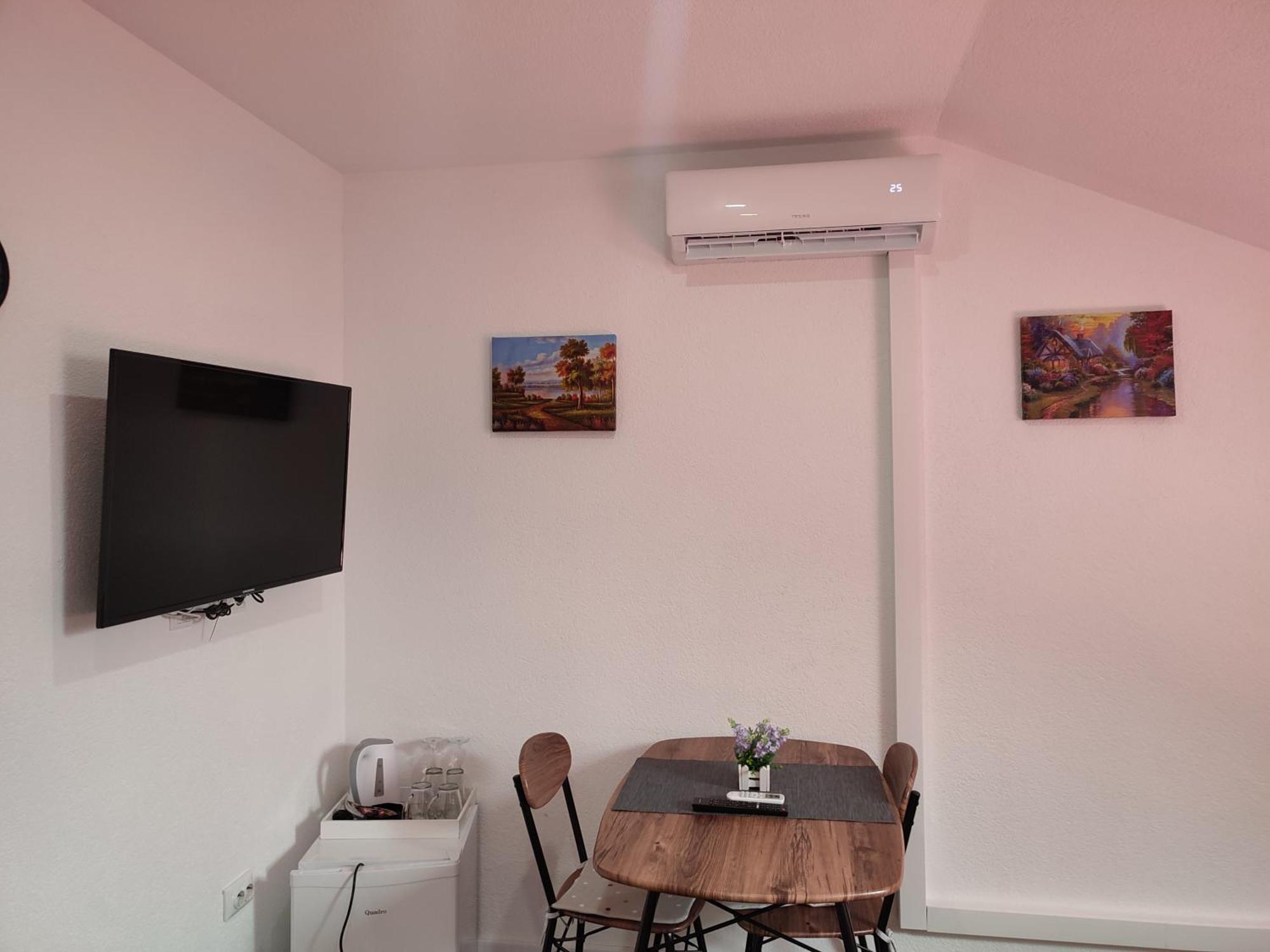 Apartman Toni Gračac Esterno foto